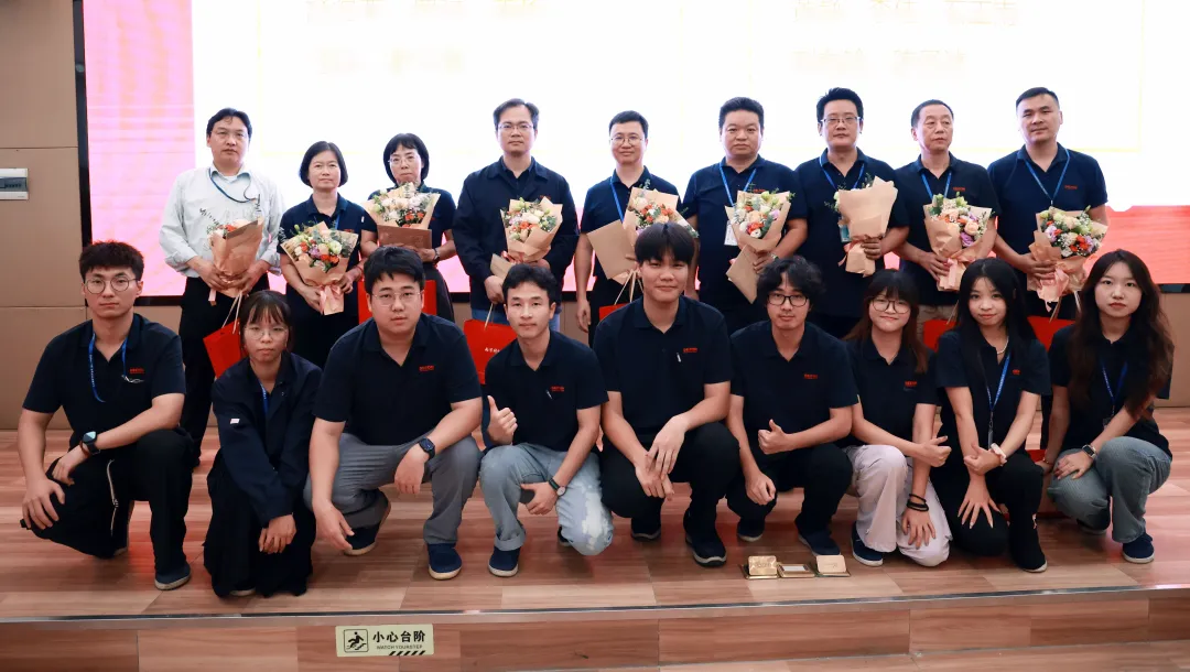 谢师恩，，，，，礼颂引路人！